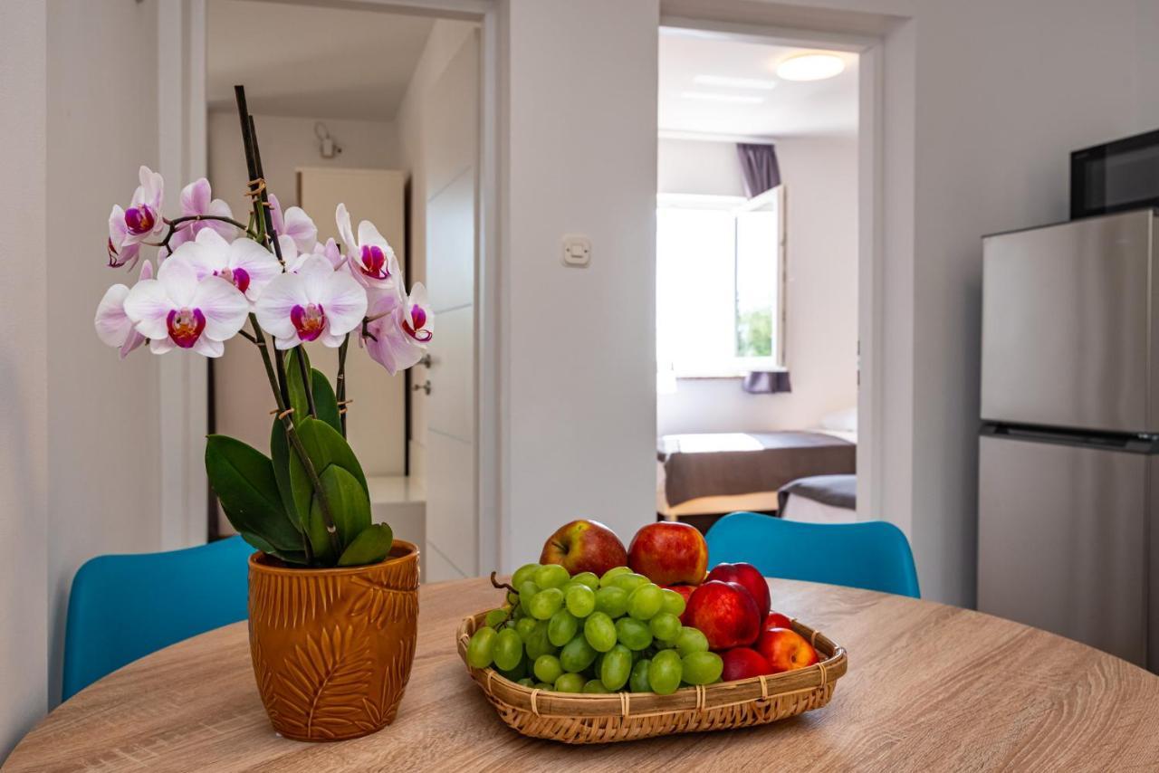 La More Apartments Borovići エクステリア 写真